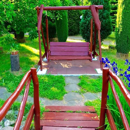 I Restauracja Sara فندق