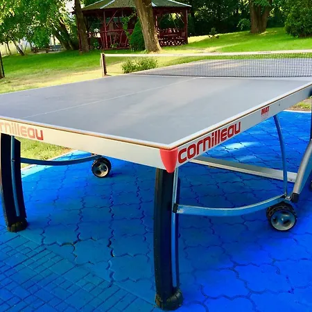 فندق I Restauracja Sara *